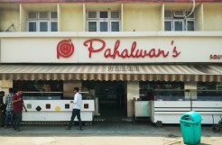 Pahalwan di hatti-Gandhi Nagar