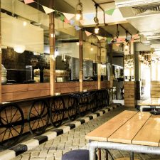 Khau Galli restaurant-Udhampur-Street Food- Pav Bhaji- Champ-Bhel puri-Aloo Tikki